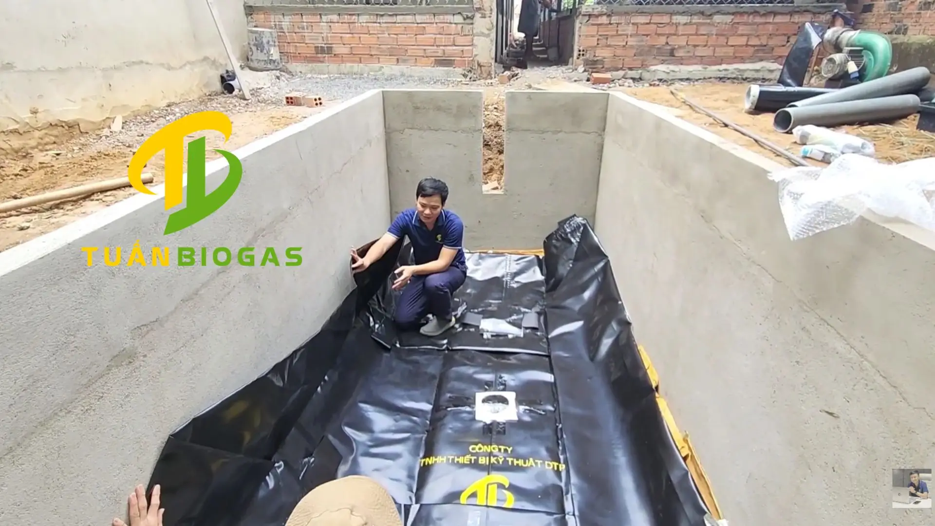 huong-dan-trai-bat-hdpe-tui-biogas-vuong